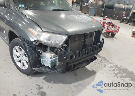 2012 Toyota Highlander Base V6 из США, поврежденный, VIN 5TDBK3EH6CS126948